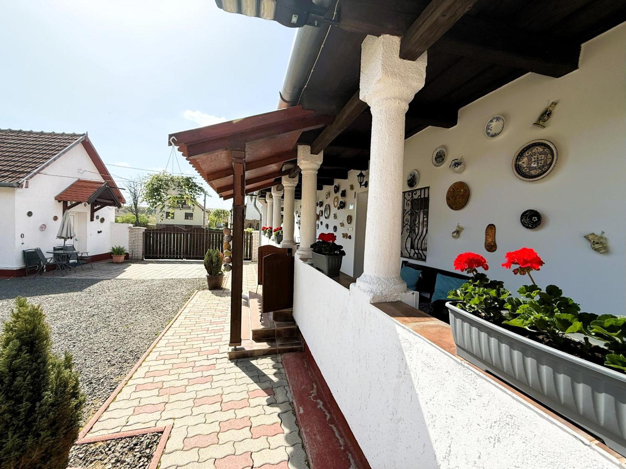 Harmony Vendeghaz Egerszalok Apartment ภายนอก รูปภาพ